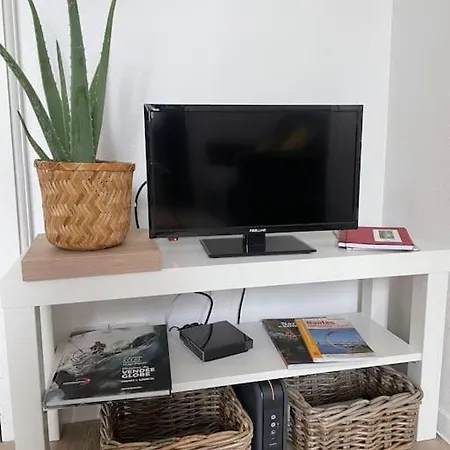 Appartement Studio Rue D'alger A *